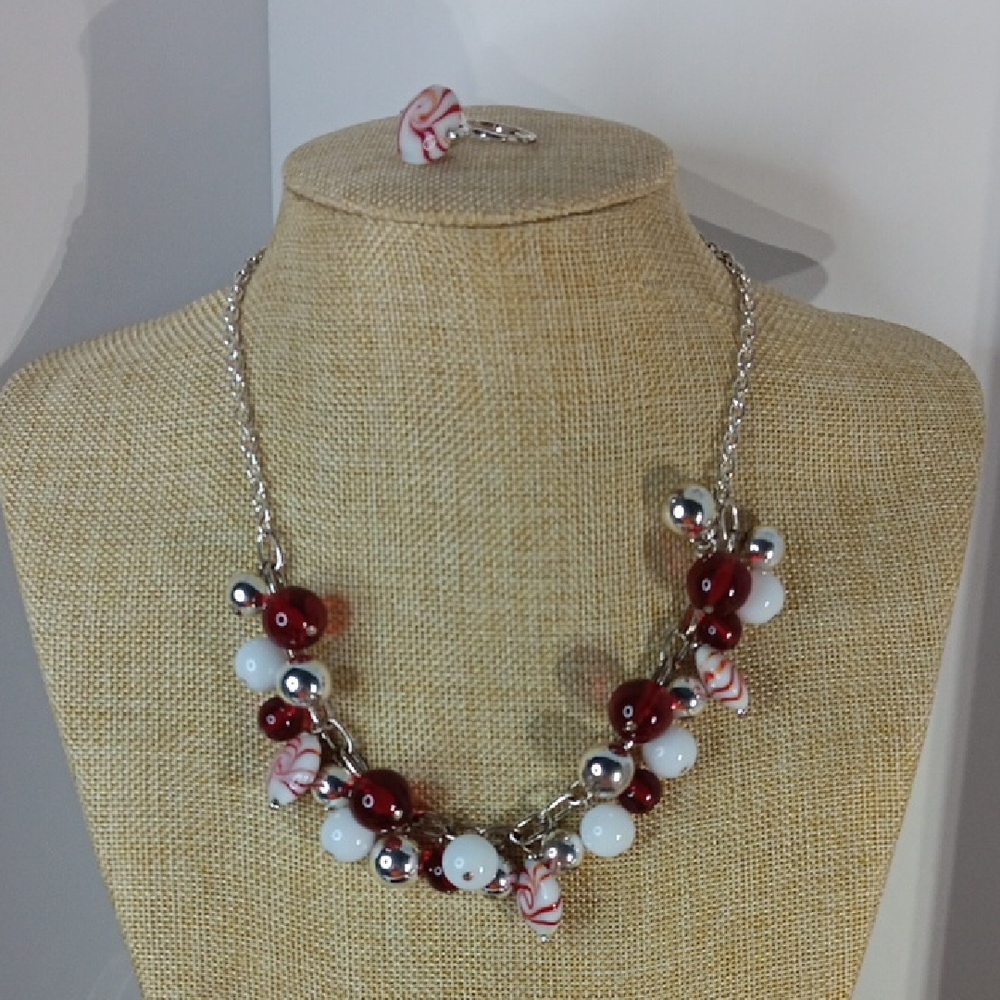 Source Unknown Red and White Beaded Necklace with Silver Accents